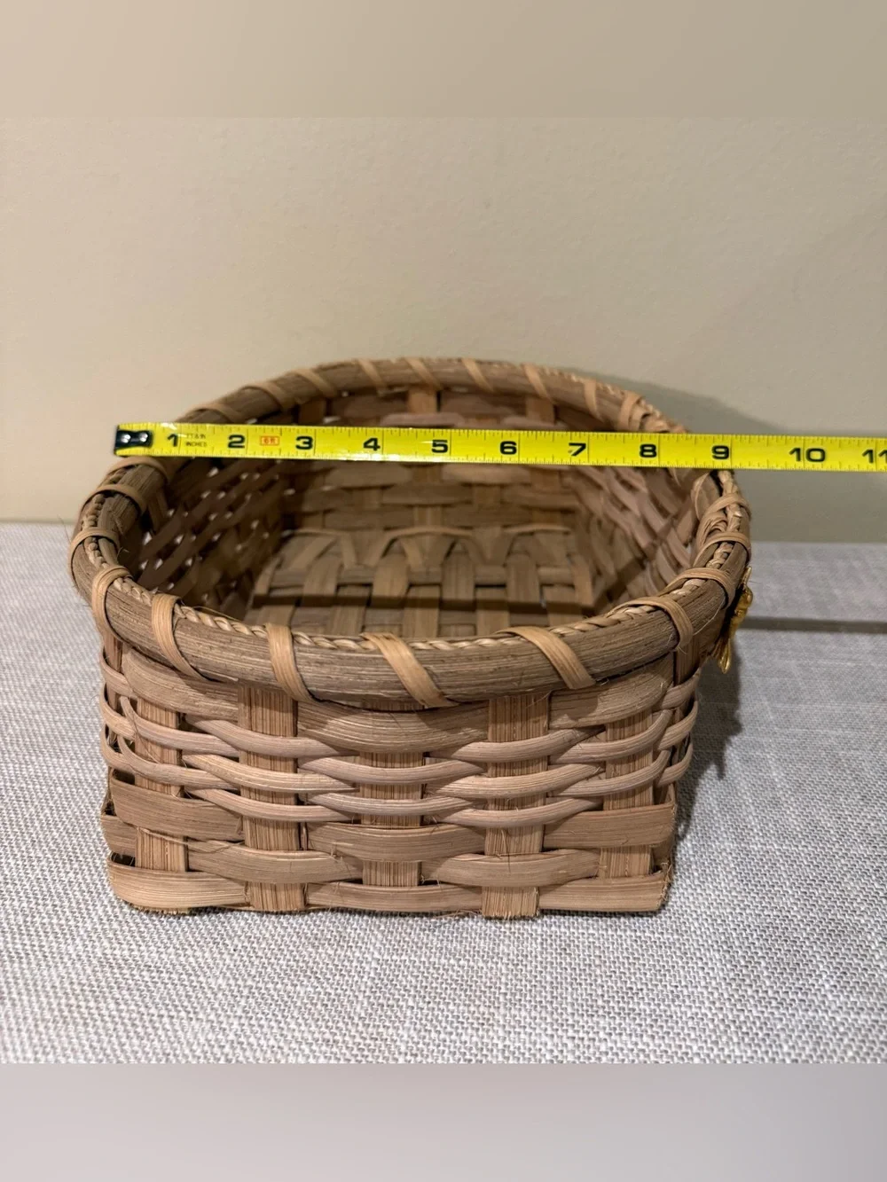 Vintage B. Sloan 1993 Woven Splint Basket Gold Bee Accents Country Cottage